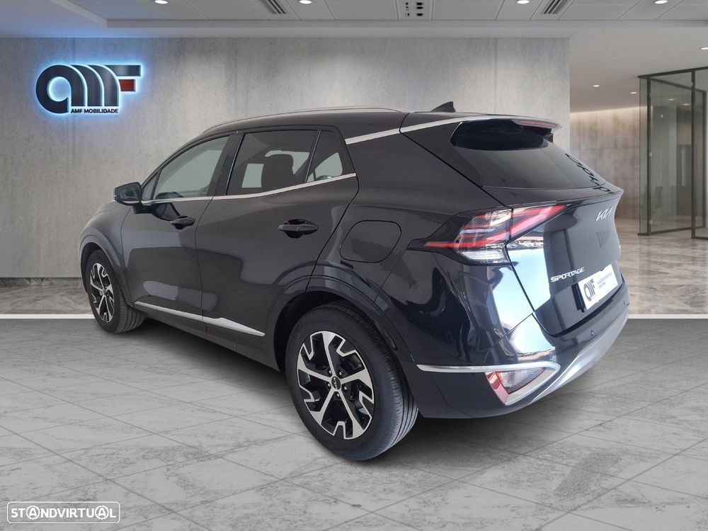 Kia Sportage 1.6 T-GDi HEV Tech - 17