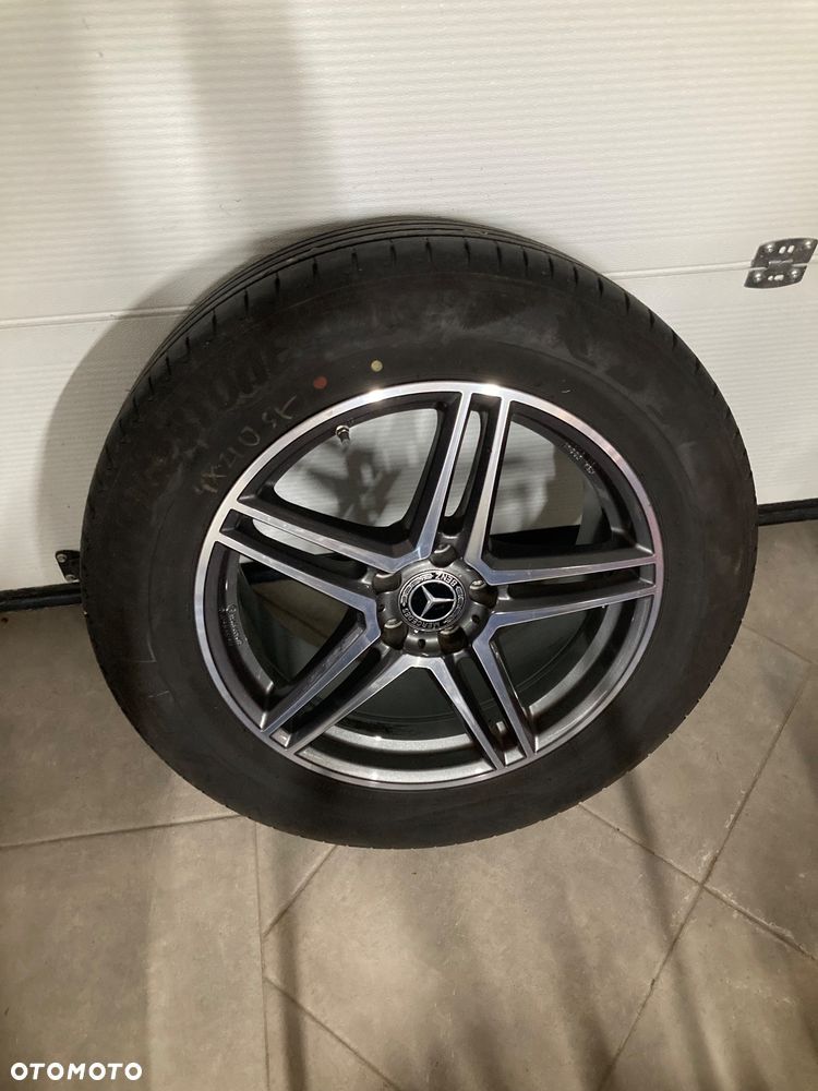 Mercedes-Benz GLC - 11