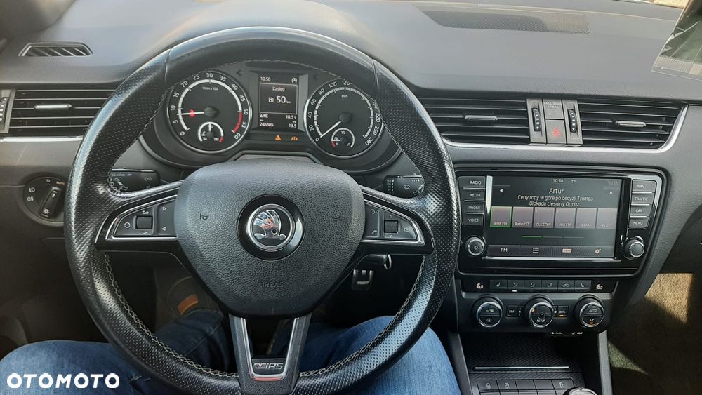 Skoda Octavia 2.0 TDI RS - 10