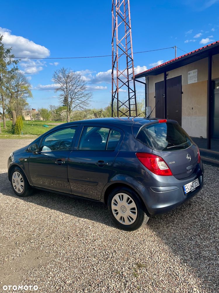 Opel Corsa 1.2 16V Innovation - 10