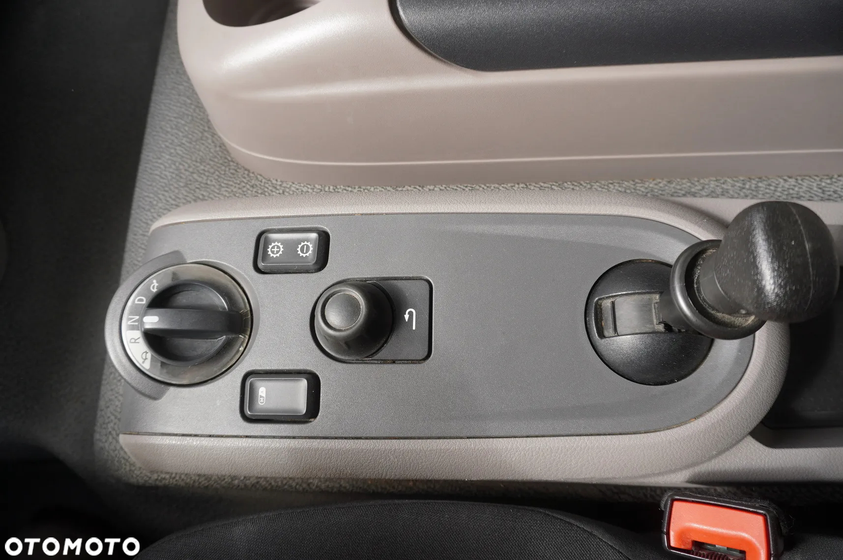 DAF LF 290 / Kontener 21 EPAL / 2021 - 27