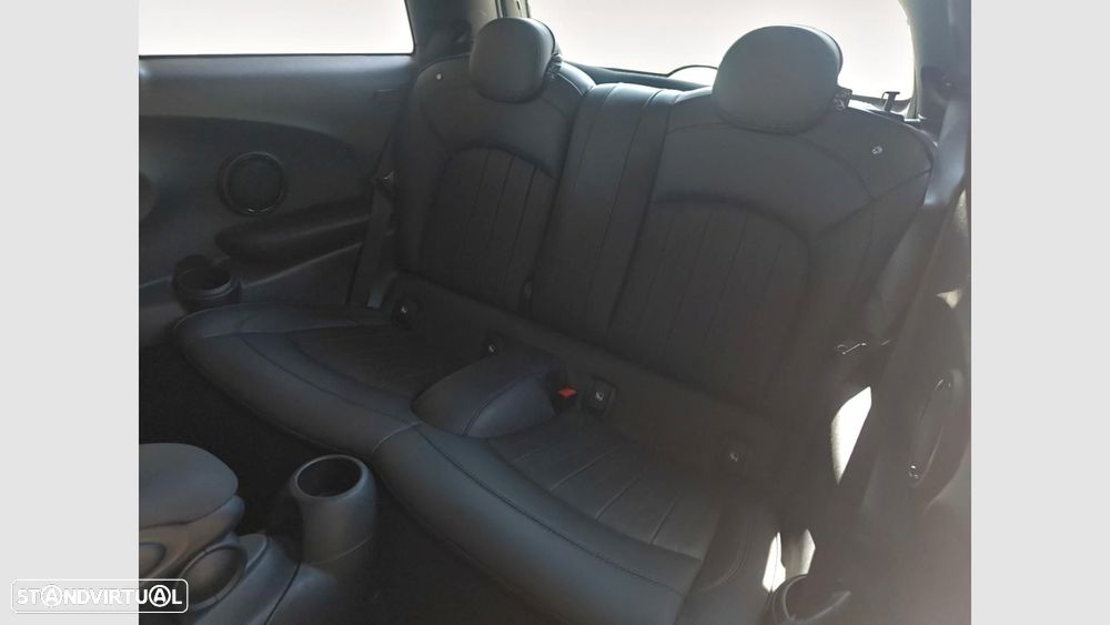 MINI 3 Portas Cooper Premium Extra Resolute Edition Auto - 14