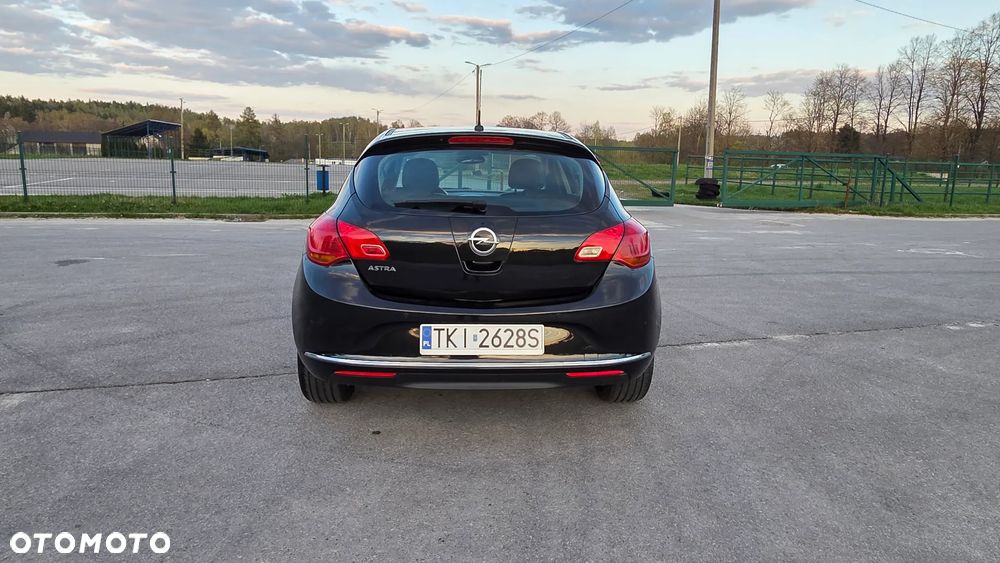 Opel Astra 1.6 Sport - 12