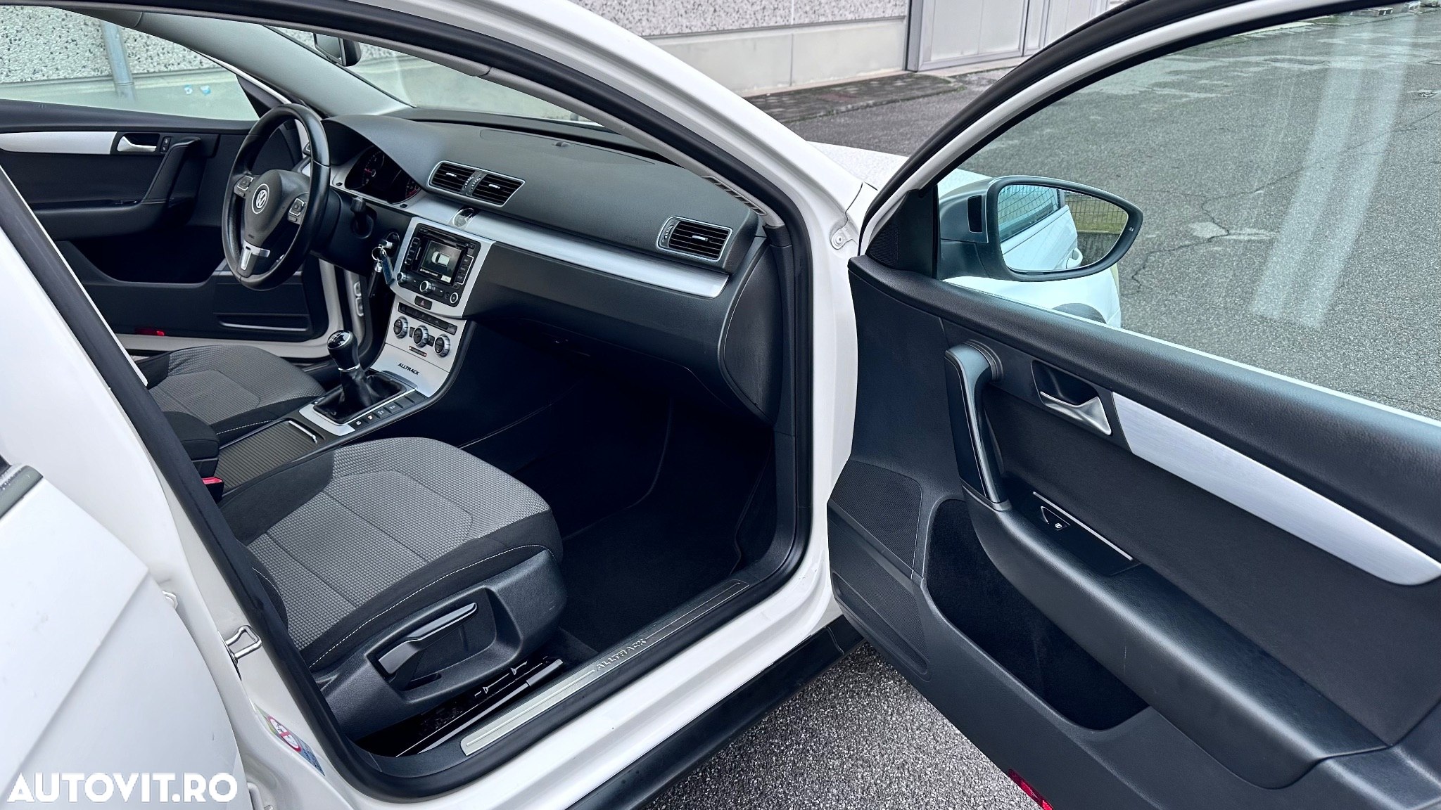 Volkswagen Passat Alltrack 2.0 TDI BlueMotion Technology - 8