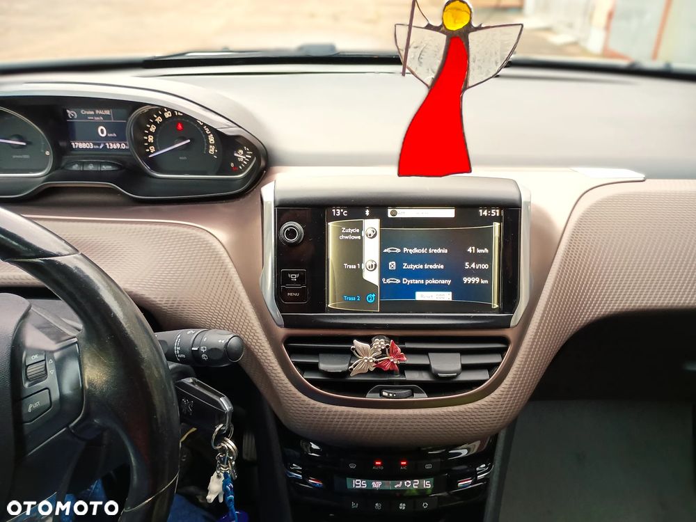 Peugeot 2008 e-HDi FAP 92 STOP & START Allure - 11