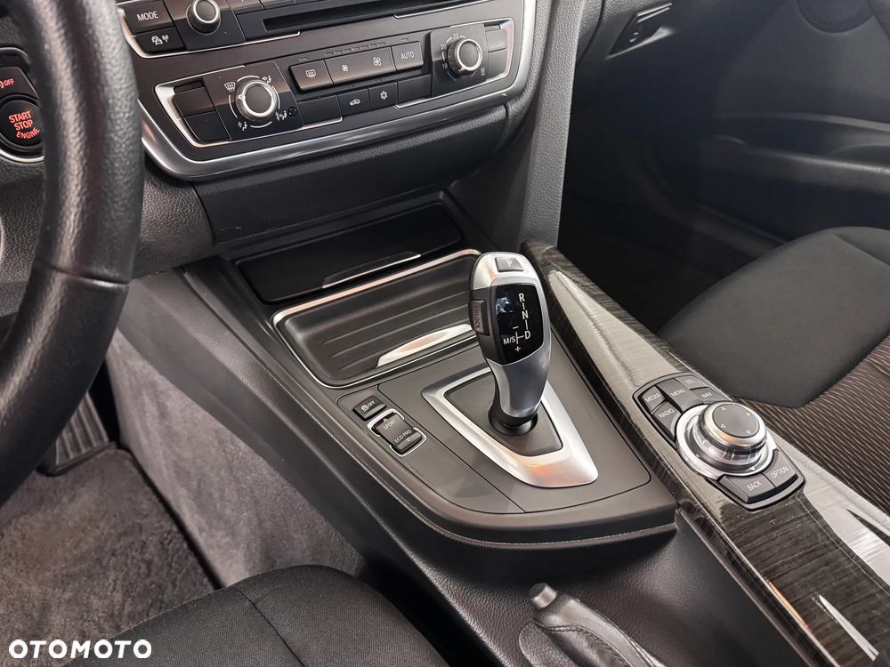 BMW Seria 3 - 17