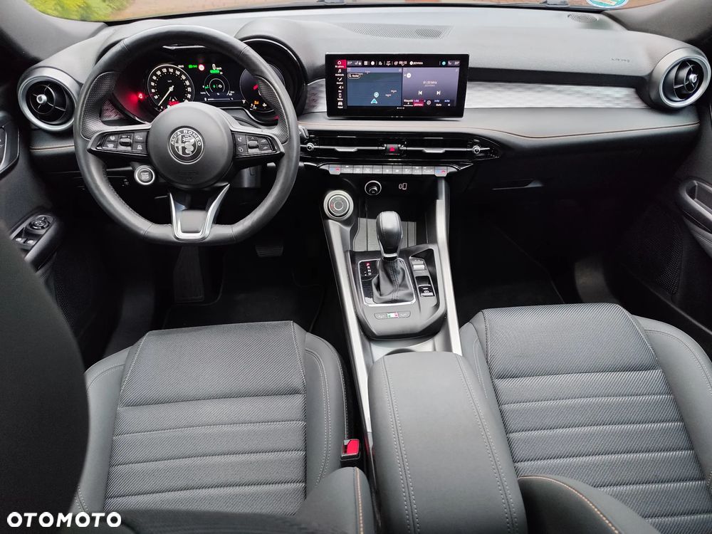 Alfa Romeo Tonale 1.5 VGT Ti - 16