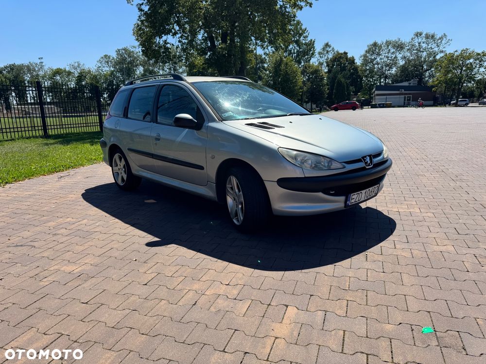 Peugeot 206 1.4 HDi Happy - 9