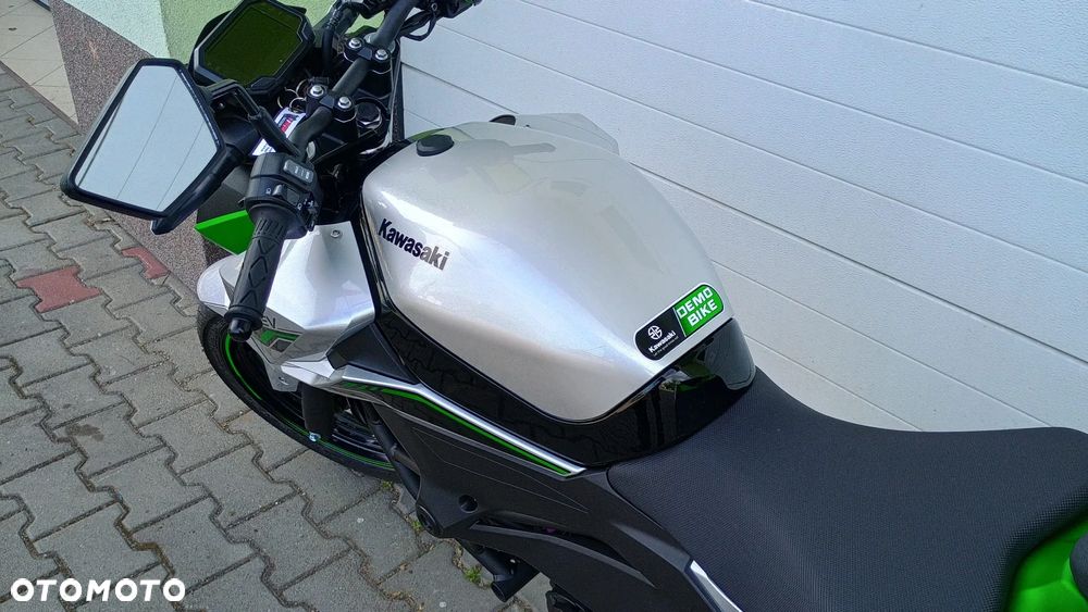Kawasaki Z - 24