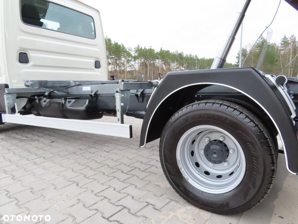 Iveco DAILY 70C16 Wywrotka Siatkowa Kiper Wywrot x 3 Strony 4.20 CM Długi 8 E.Palet Renomowanej Firmy ROMCAR Rozstaw Osi 4100 mm HAK 3500 Kg 40 Tys Km Przeb. Stan Auta JAK NOWY - 9