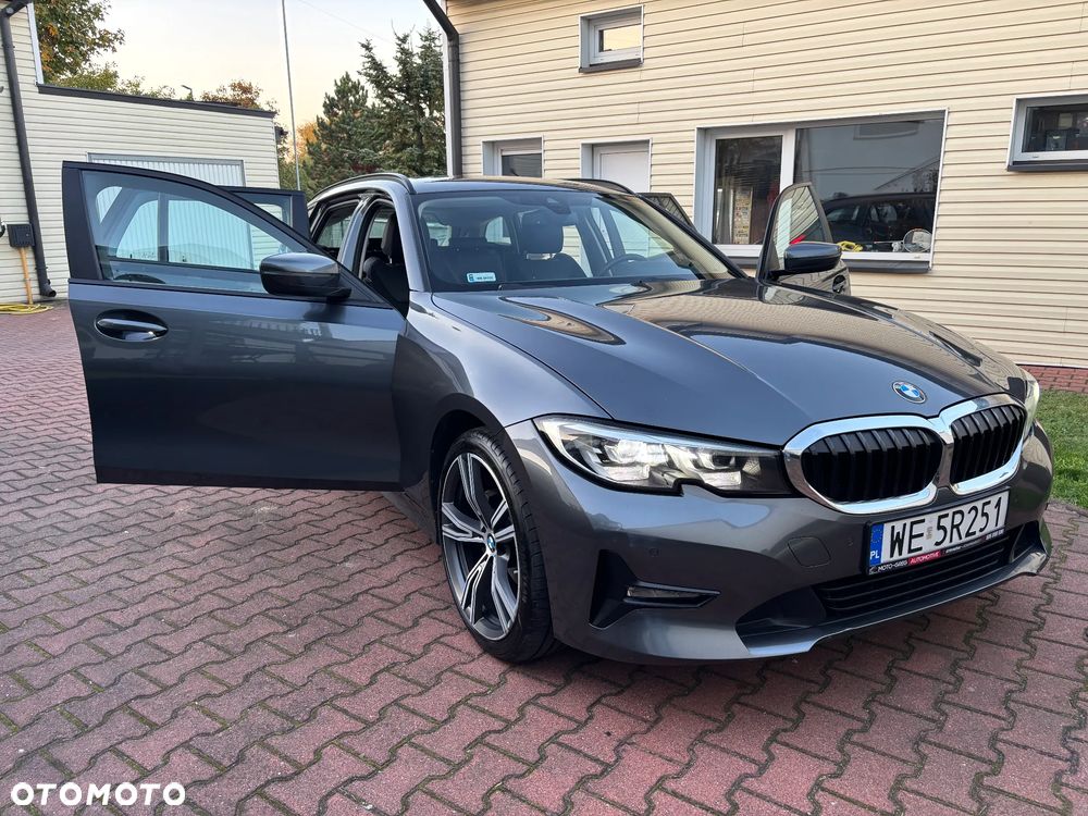 BMW Seria 3 318i Business Edition sport - 31