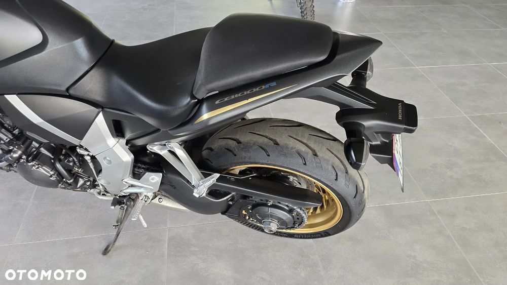 Honda CB - 19