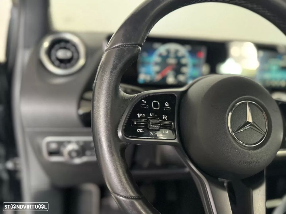 Mercedes-Benz B 180 d Style - 29