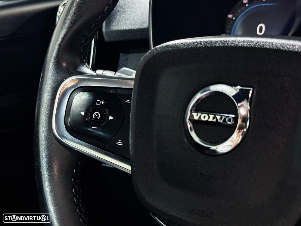 Volvo XC 40 Recharge 69 kWh Single Motor Plus - 41