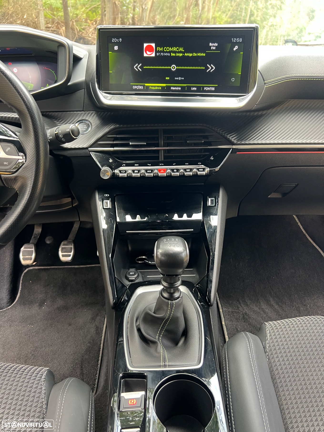 Peugeot 208 1.2 PureTech GT Line - 18