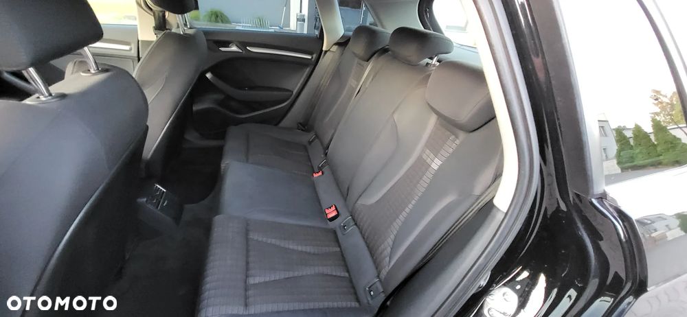 Audi A3 Sportback 2.0 TDI Attraction S tronic - 31