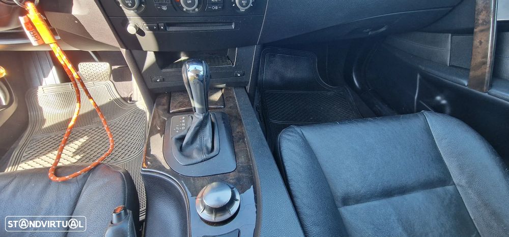 BMW 525 dA - 13