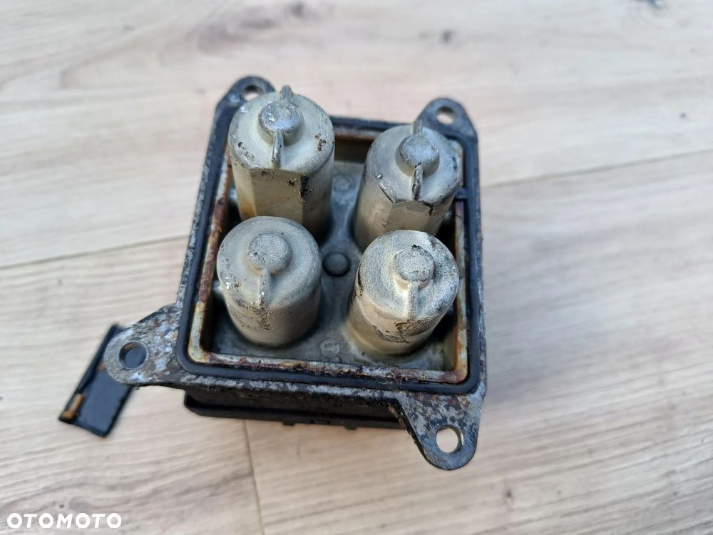 MERCEDES SPRINTER W163 ML W203 W209 CLK 2.2 2.7 CDI PODGRZEWACZ WODY DOGRZEWACZ SILNIKA A0001591904 - 2