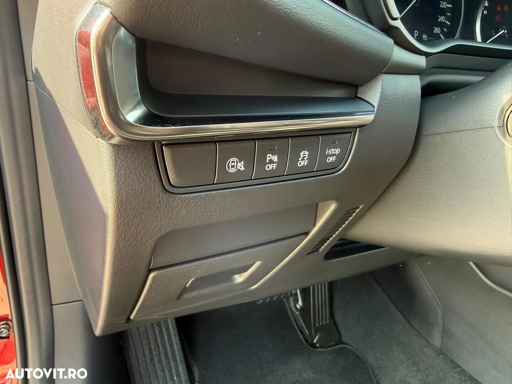 Mazda 3 e-Skyactiv X186 AT MHEV Center-Line - 12