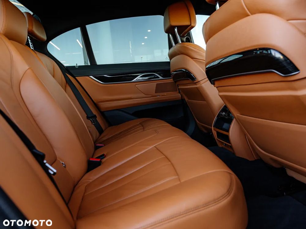 BMW Seria 7 730d xDrive - 12