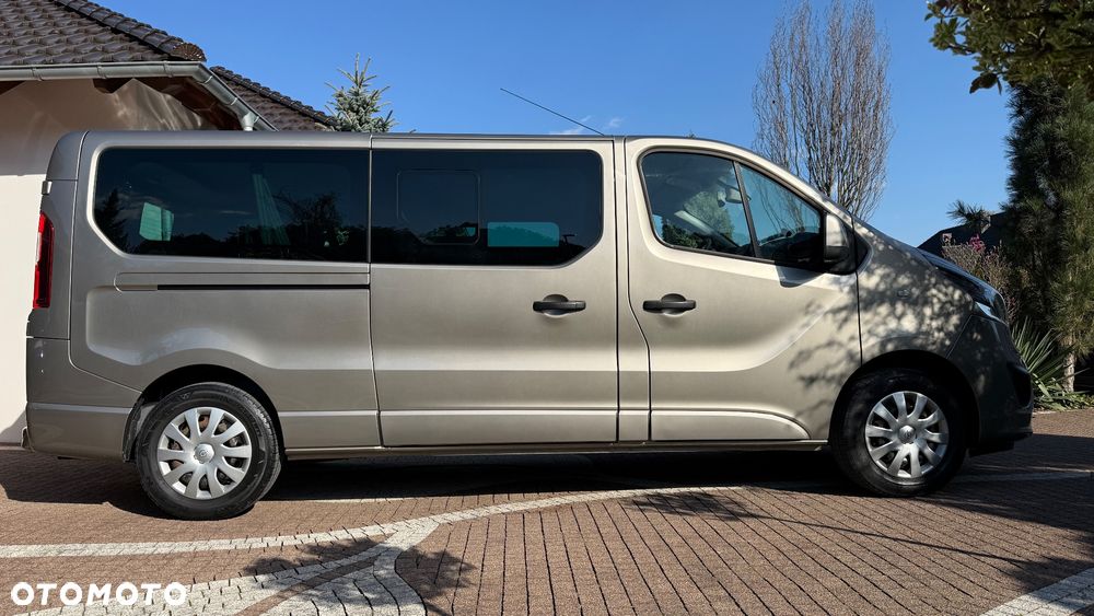 Opel Vivaro - 2