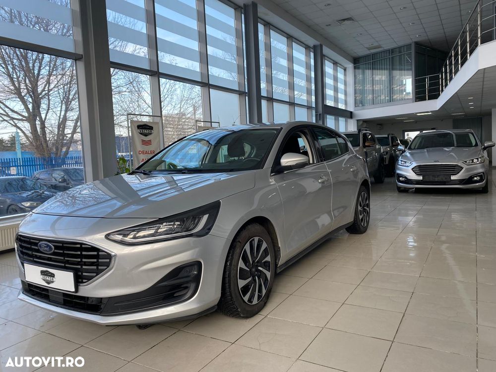 Ford Focus 1.5 EcoBlue Start-Stopp-System TITANIUM - 2