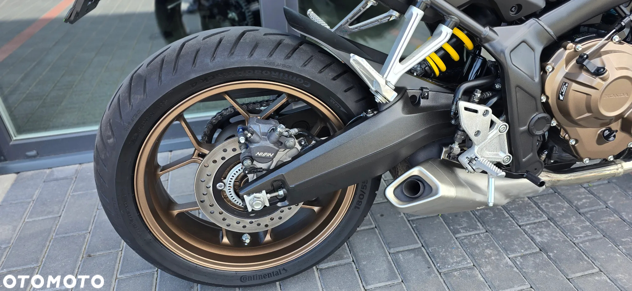 Honda CB - 16