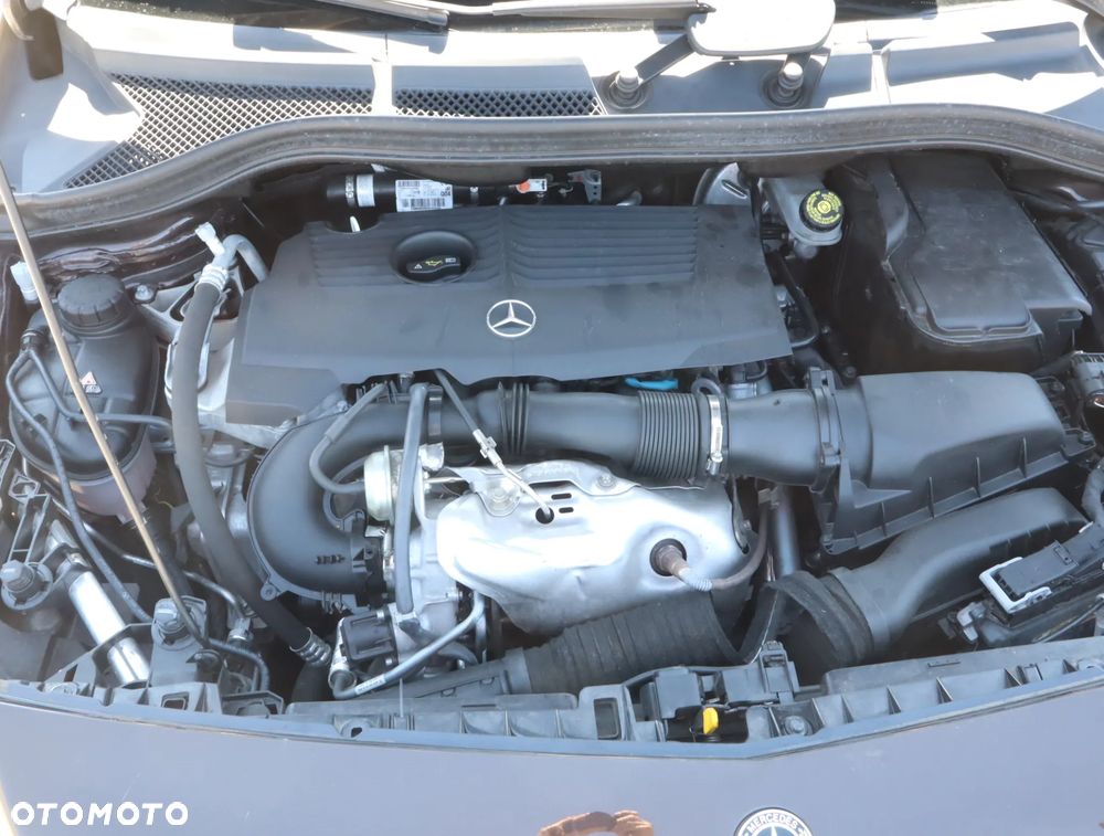 Mercedes-Benz Klasa B 180 7G-DCT UrbanStyle Edition - 15