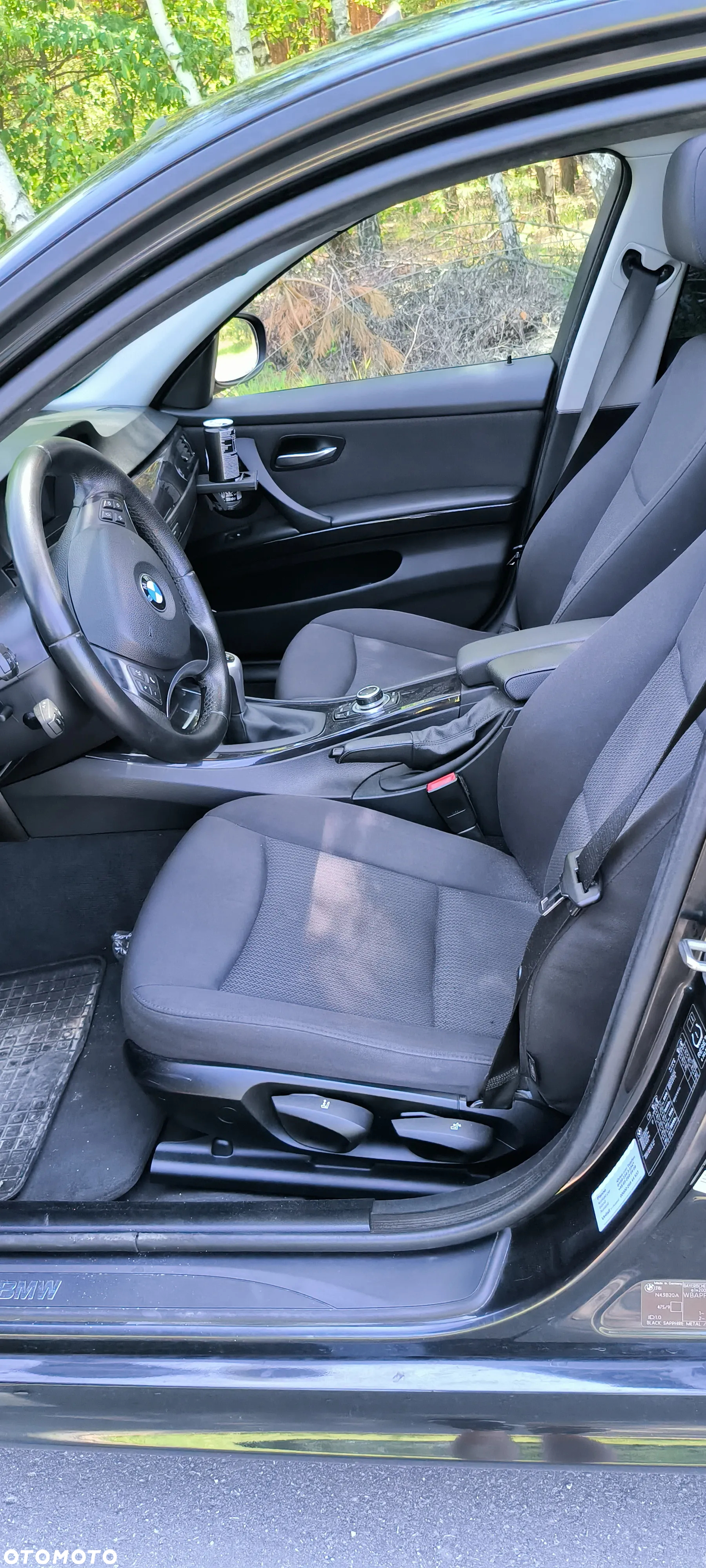 BMW Seria 3 318i - 29