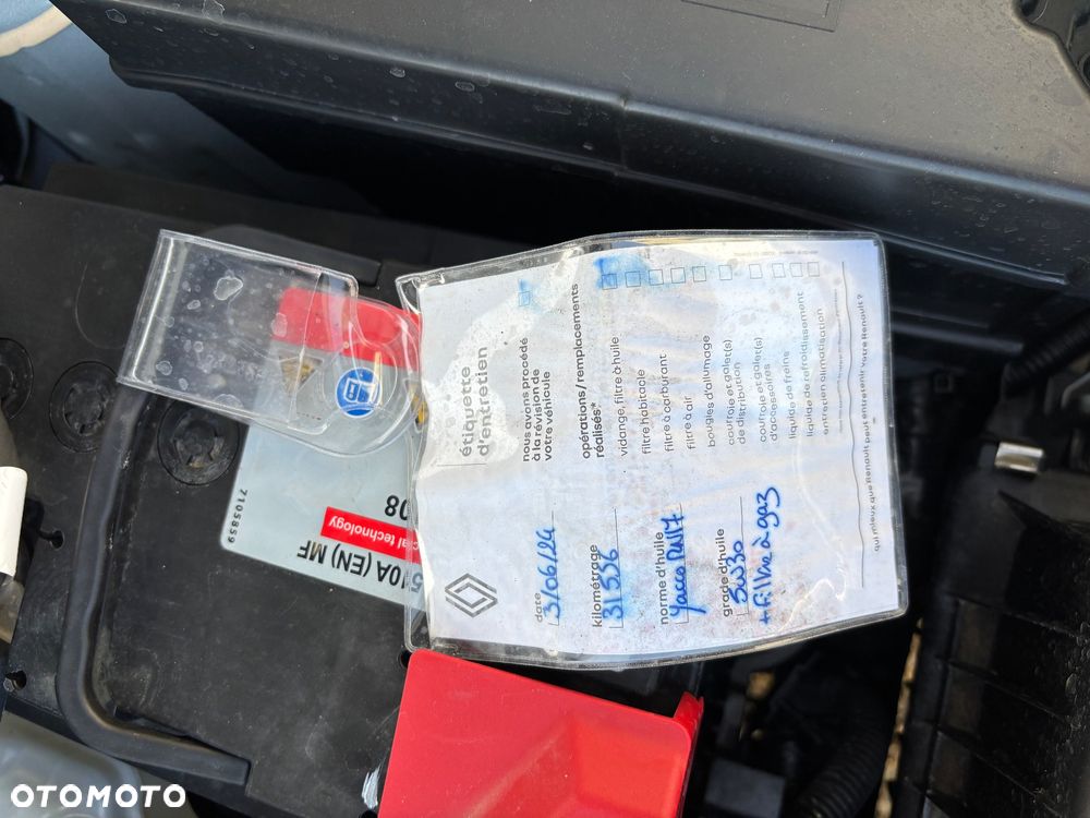 Dacia Sandero TCe 90 Essential - 11