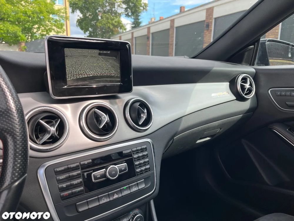 Mercedes-Benz CLA 220 d 7G-DCT AMG Line - 20
