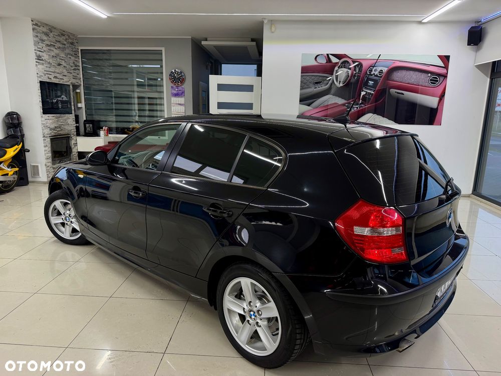 BMW Seria 1 - 33