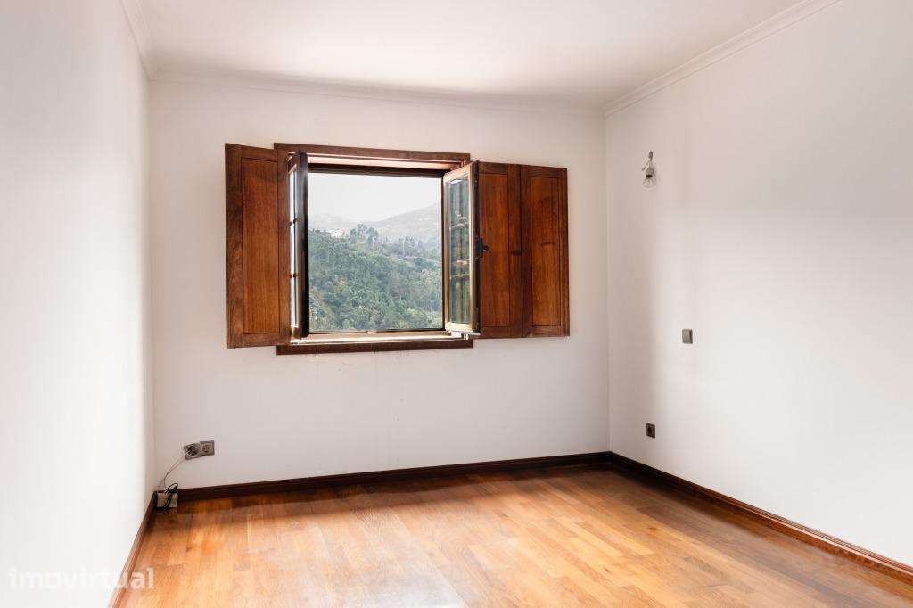 Moradia com Vista Privilegiada para o Rio Douro – Ancede e... - Grande imagem: 2/3