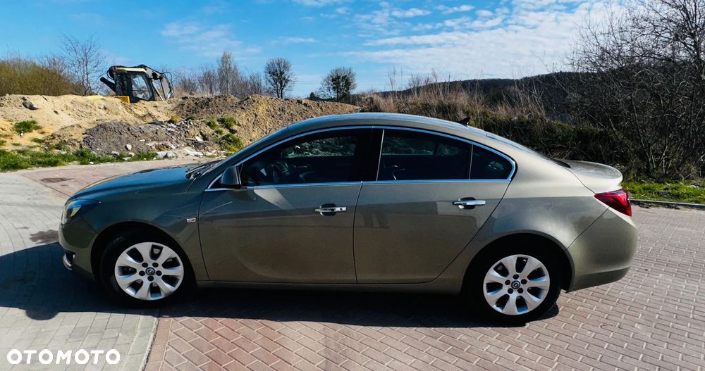 Opel Insignia 1.6 T Cosmo S&S - 3