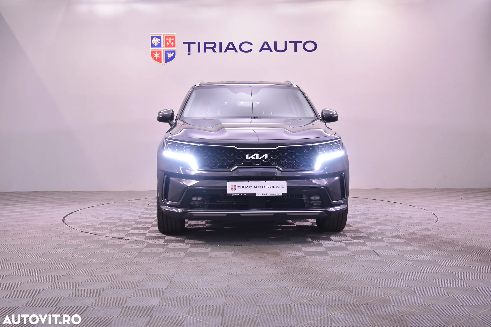Kia Sorento - 8