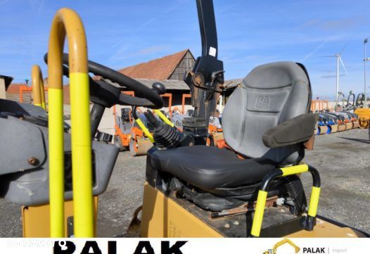 Caterpillar Walec drogowy  CAT CB 24   ,  2012 rok - 11