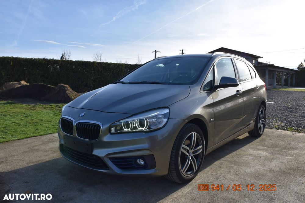 BMW Seria 2 218d - 13