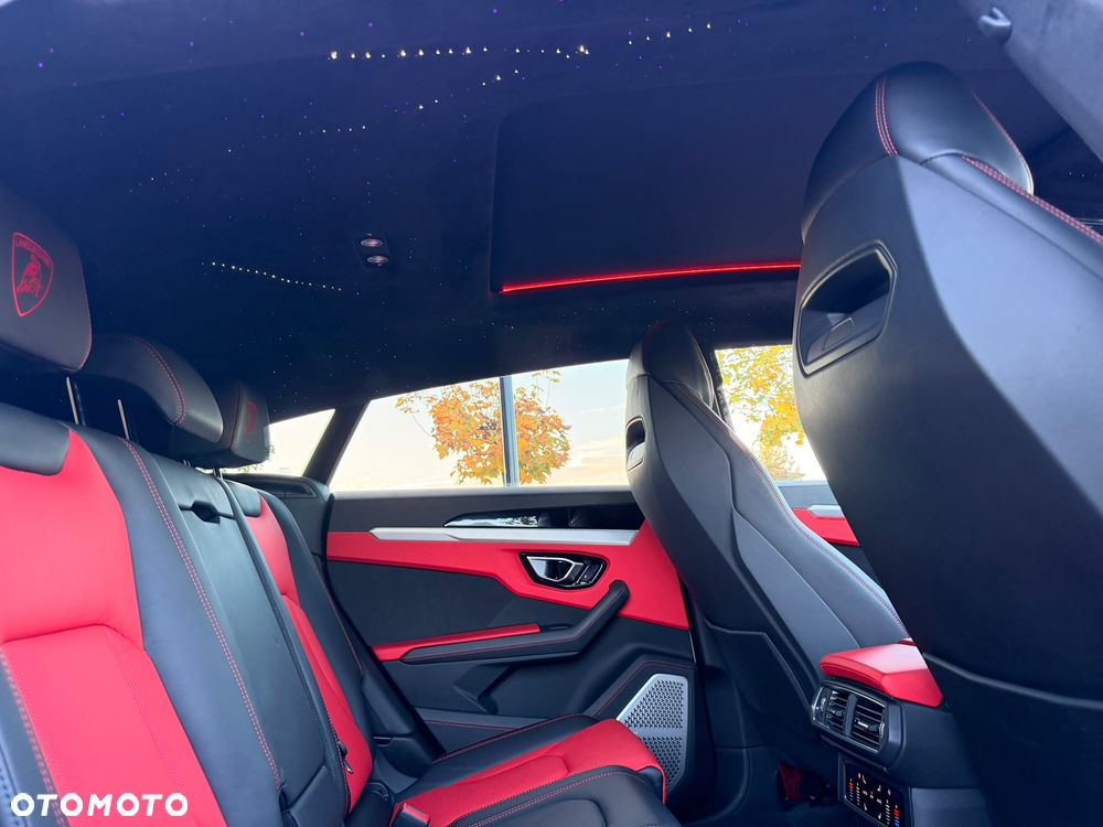 Lamborghini Urus Standard - 30