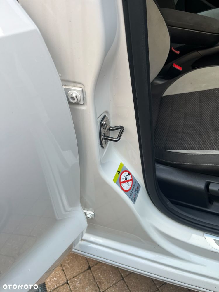 Volkswagen Polo 1.6 TDI DPF Highline - 18