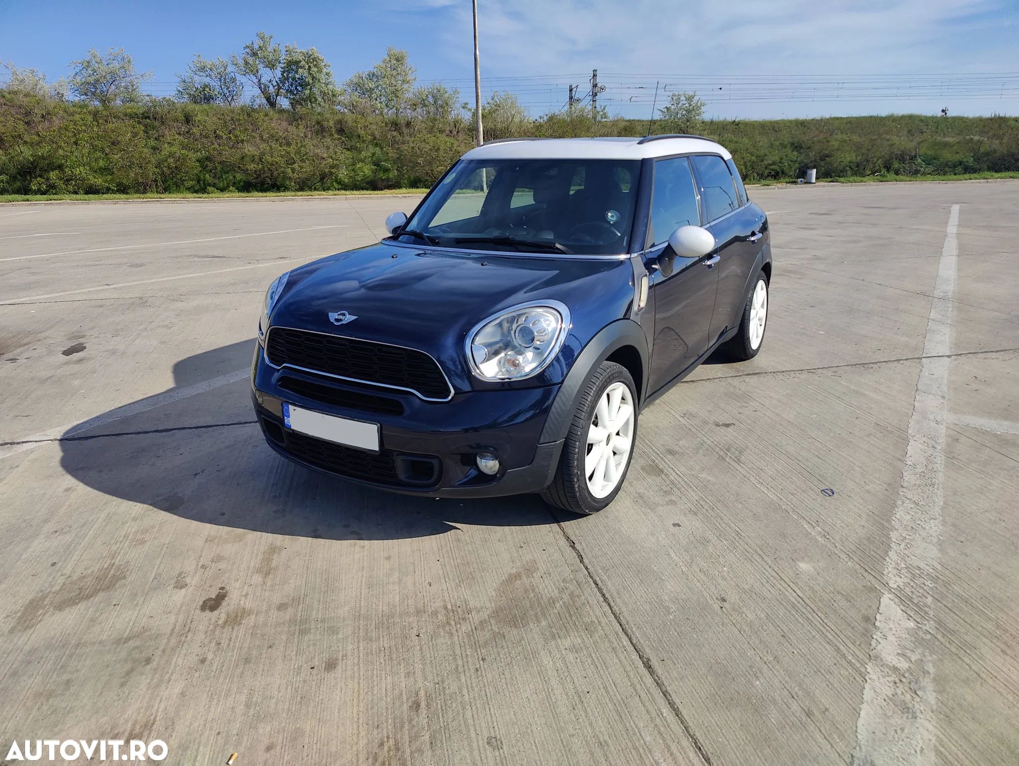 Mini Countryman - 1