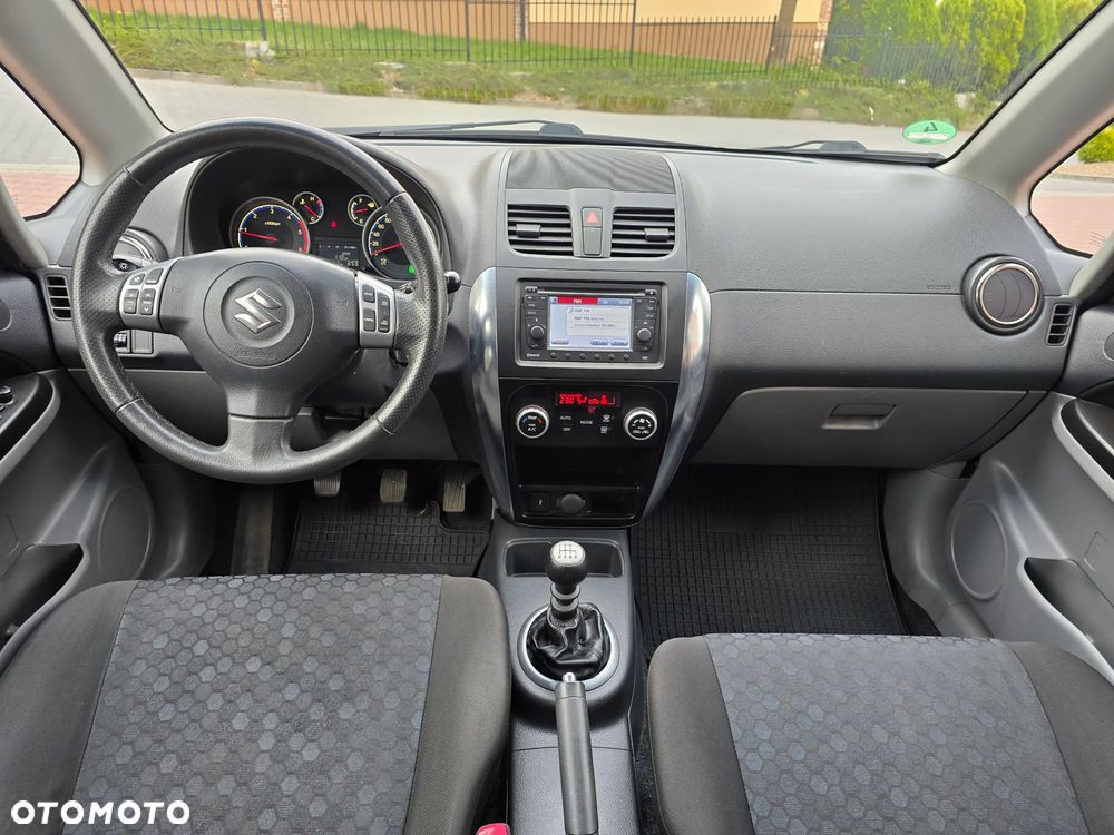 Suzuki SX4 Classic 2.0 DDiS 4x4 Comfort - 24