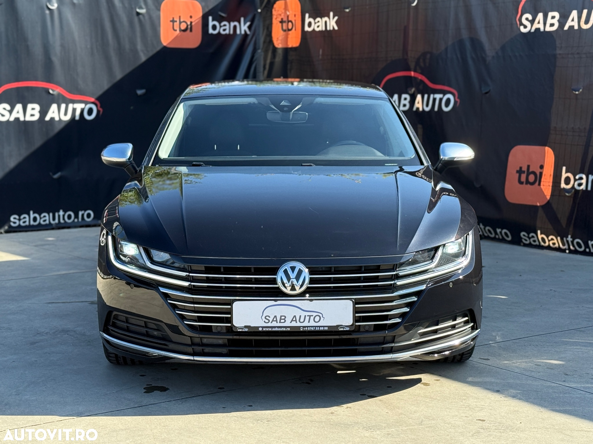 Volkswagen ARTEON 2.0 TDI SCR DSG Elegance - 2