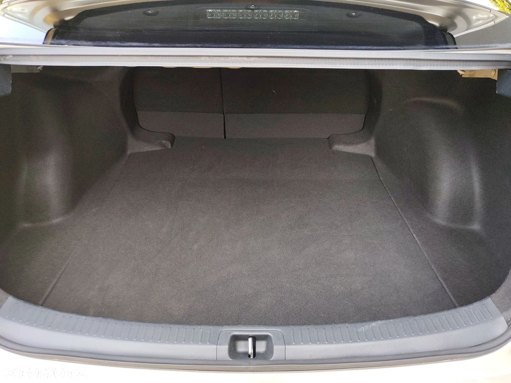 Toyota Corolla 1.5 Style - 19