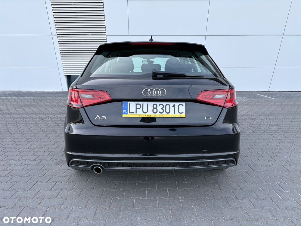 Audi A3 Sportback 1.6 TDI (clean diesel) S line Sportpaket - 8