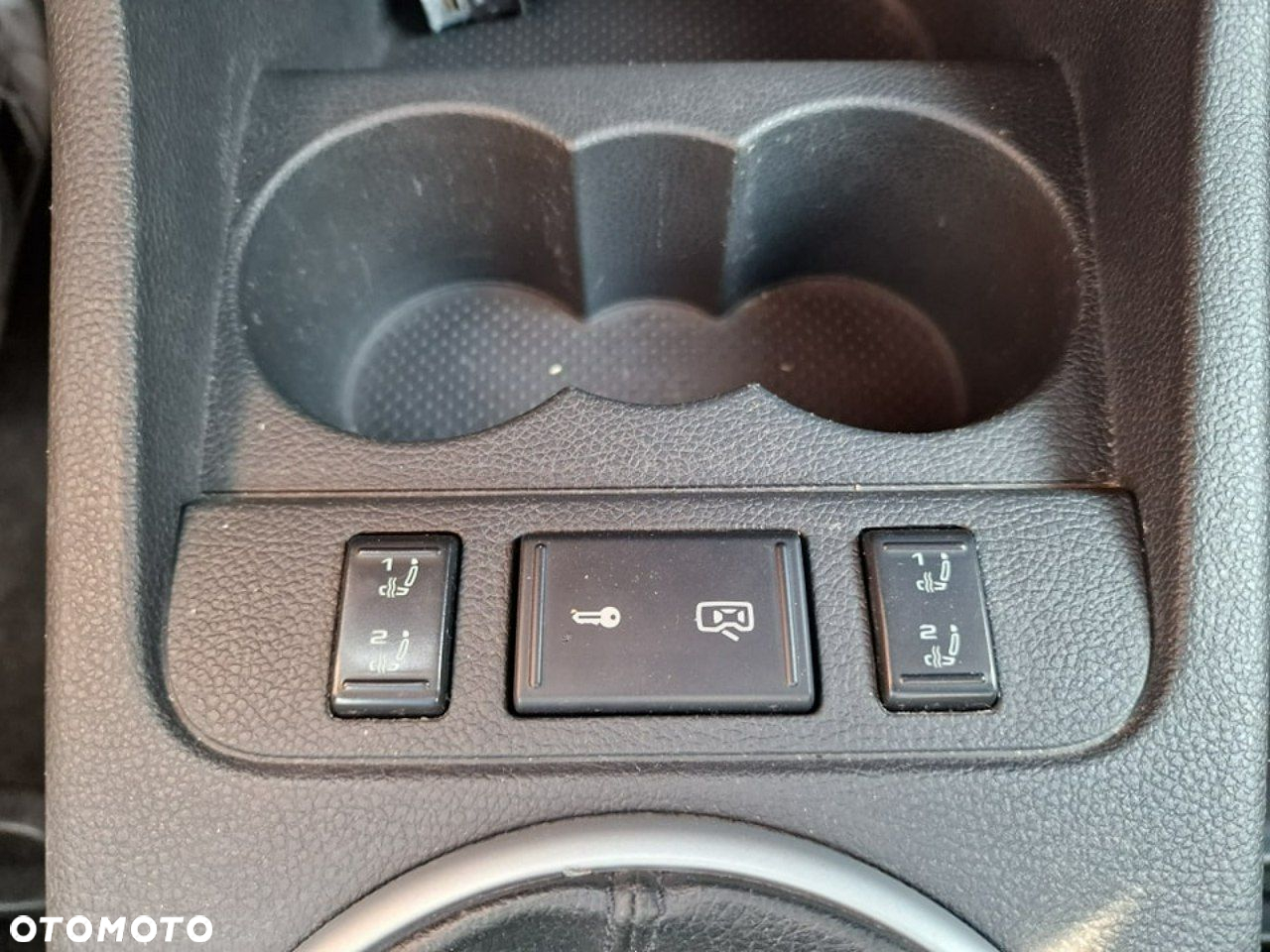 Skoda Roomster 1.4 MPI PLUS EDITION - 17