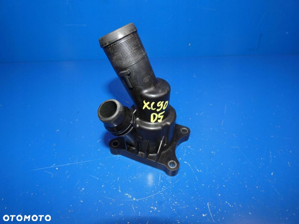 VOLVO XC90 II XC60 II V90 II S90 XC40 2.0 D5 D4 TERMOSTAT OBUDOWA - 1