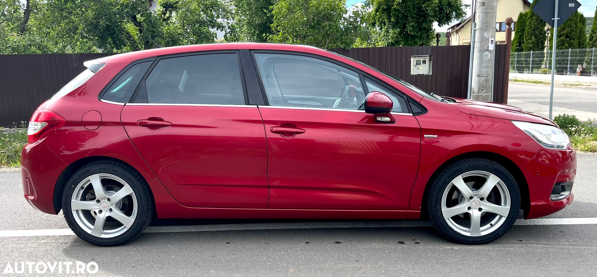 Citroën C4 VTi 120 Exclusive - 3