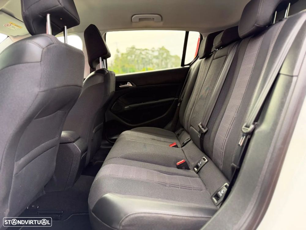 Peugeot 308 1.5 BlueHDi Active - 14