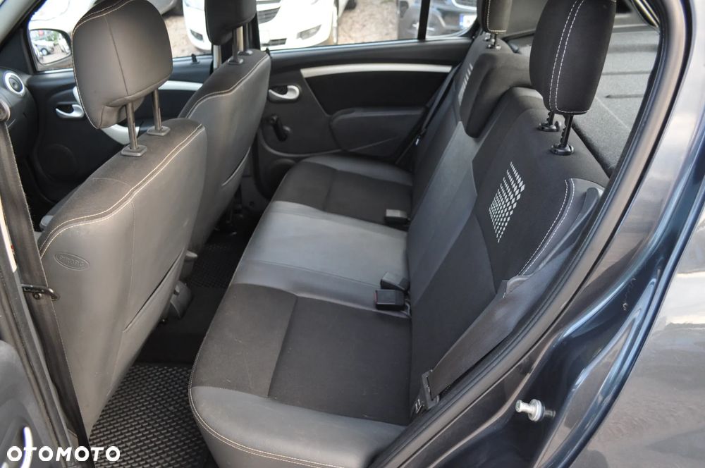 Dacia Sandero 1.6 Laureate BL - 19