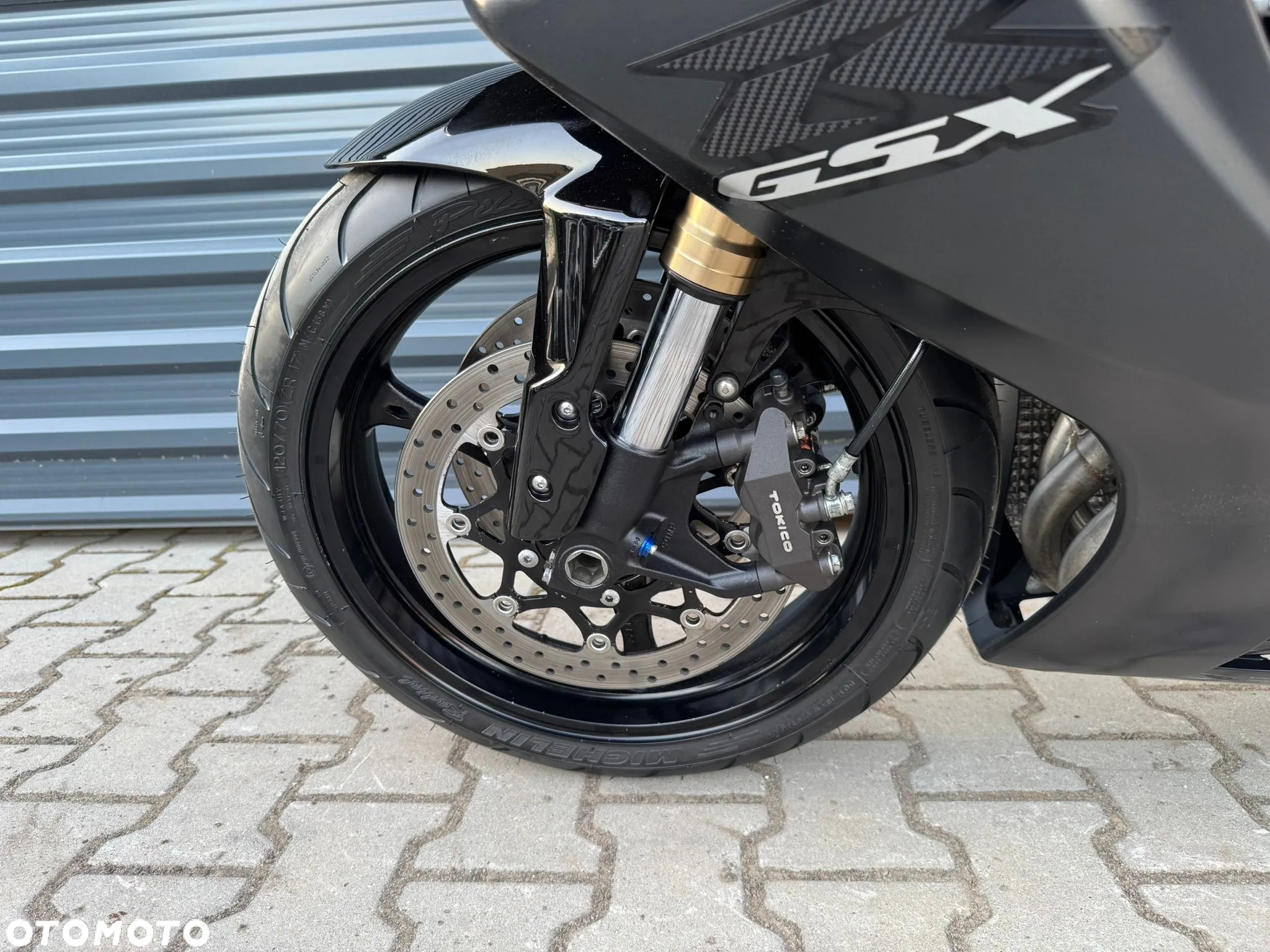 Suzuki GSX-R - 17